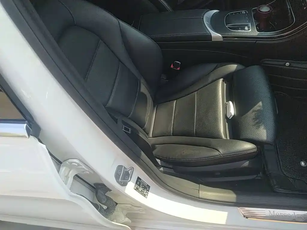 Mercedes-Benz C-Class — миниатюра 25