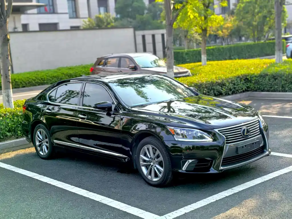 Lexus LS 2013 460L Luxury