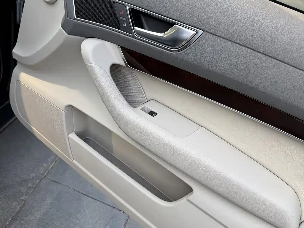 Audi A6L — миниатюра 13