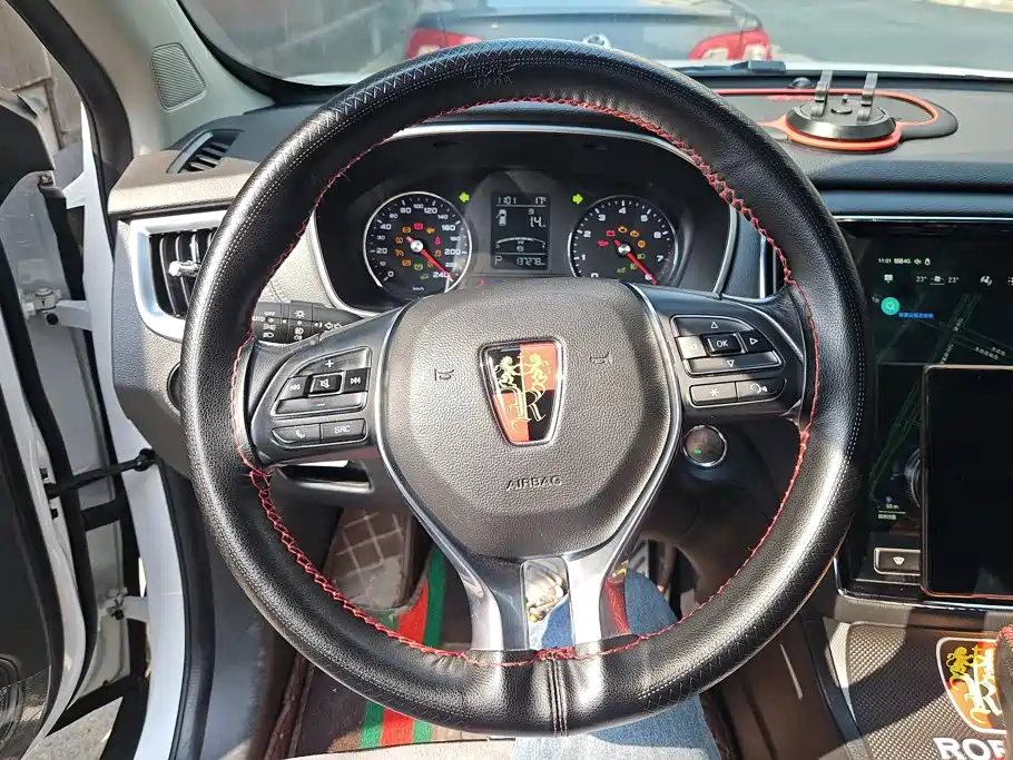 Roewe RX5 — миниатюра 15