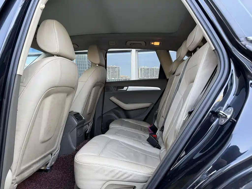 Audi Q5 — миниатюра 11