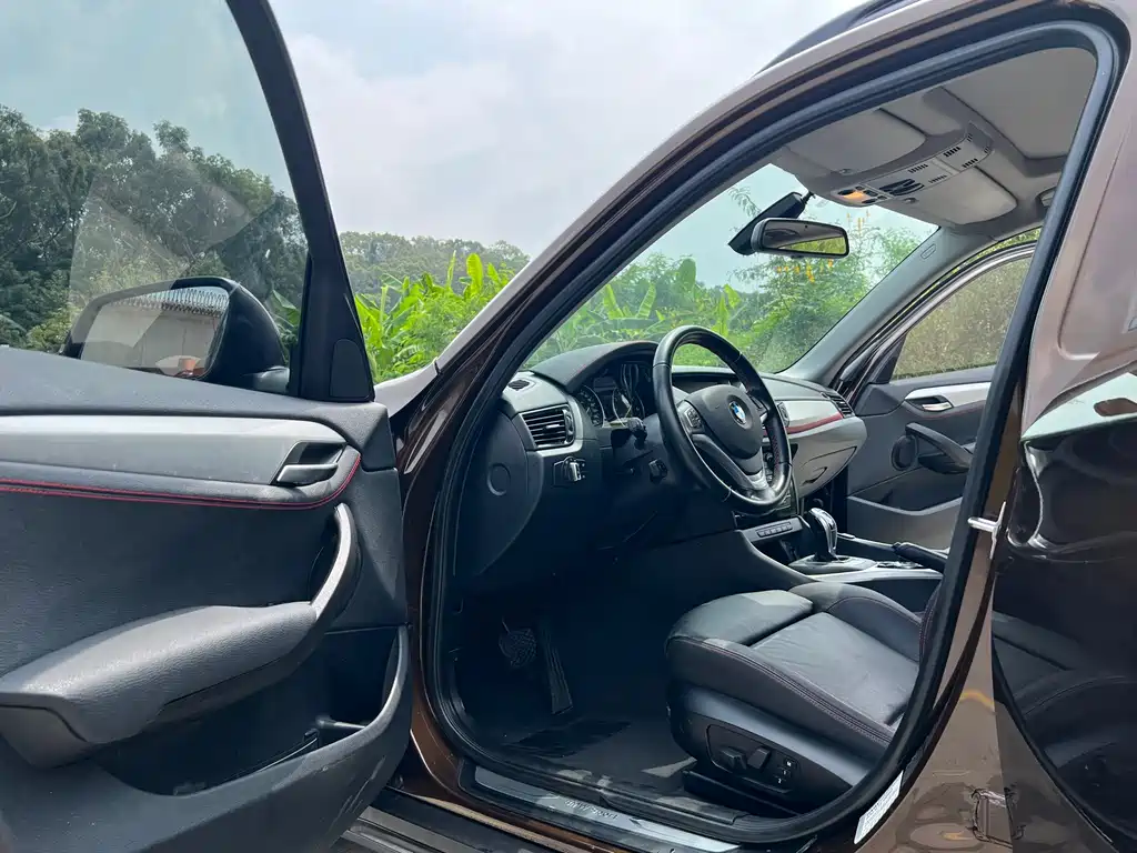 BMW X1 — миниатюра 8