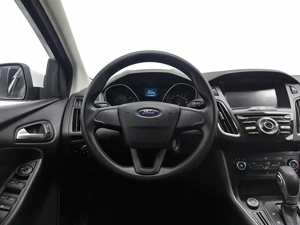 Ford Focus — миниатюра 11