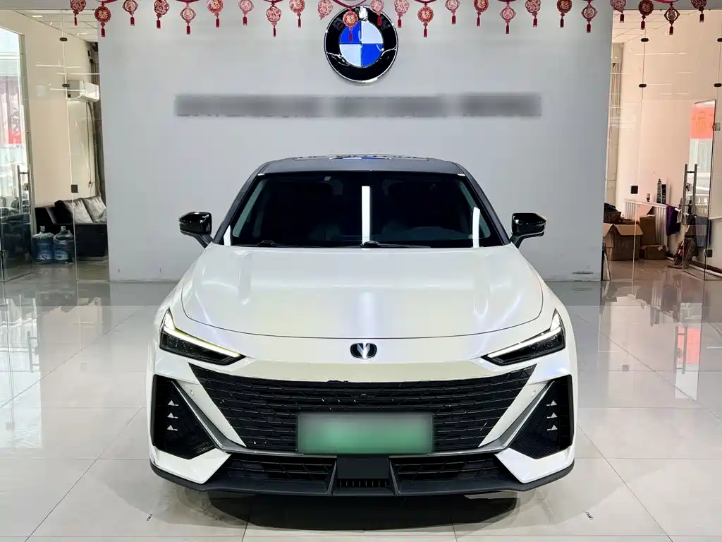 Changan UNI-V iDD — миниатюра 9