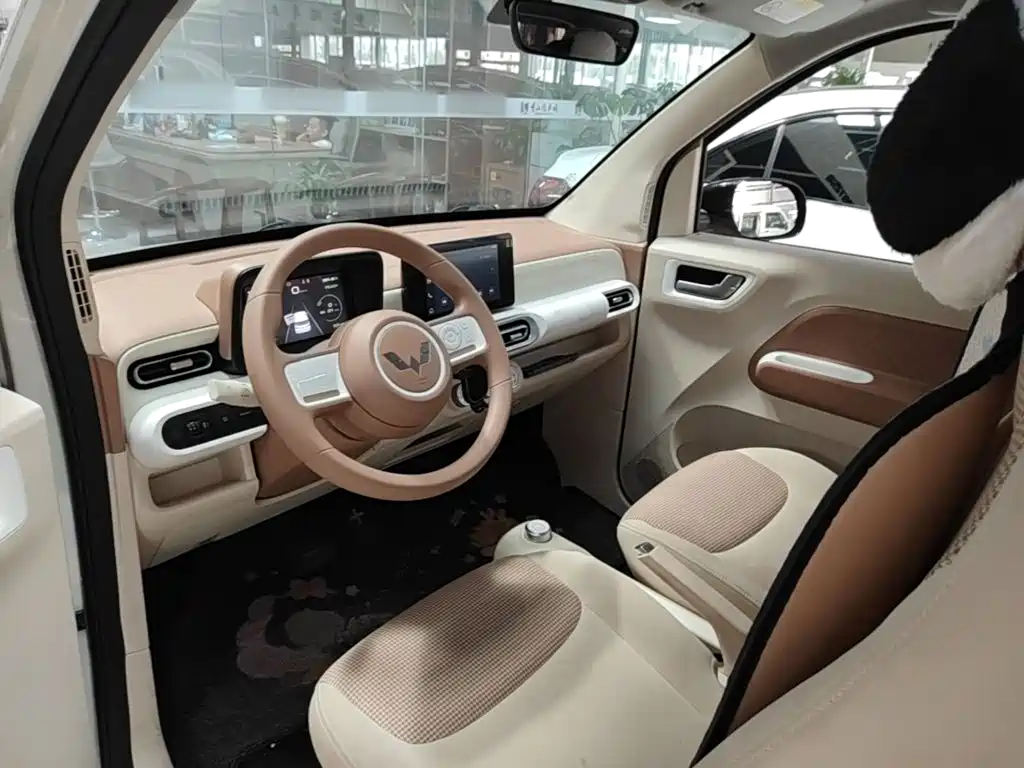 Wuling MINIEV — миниатюра 16