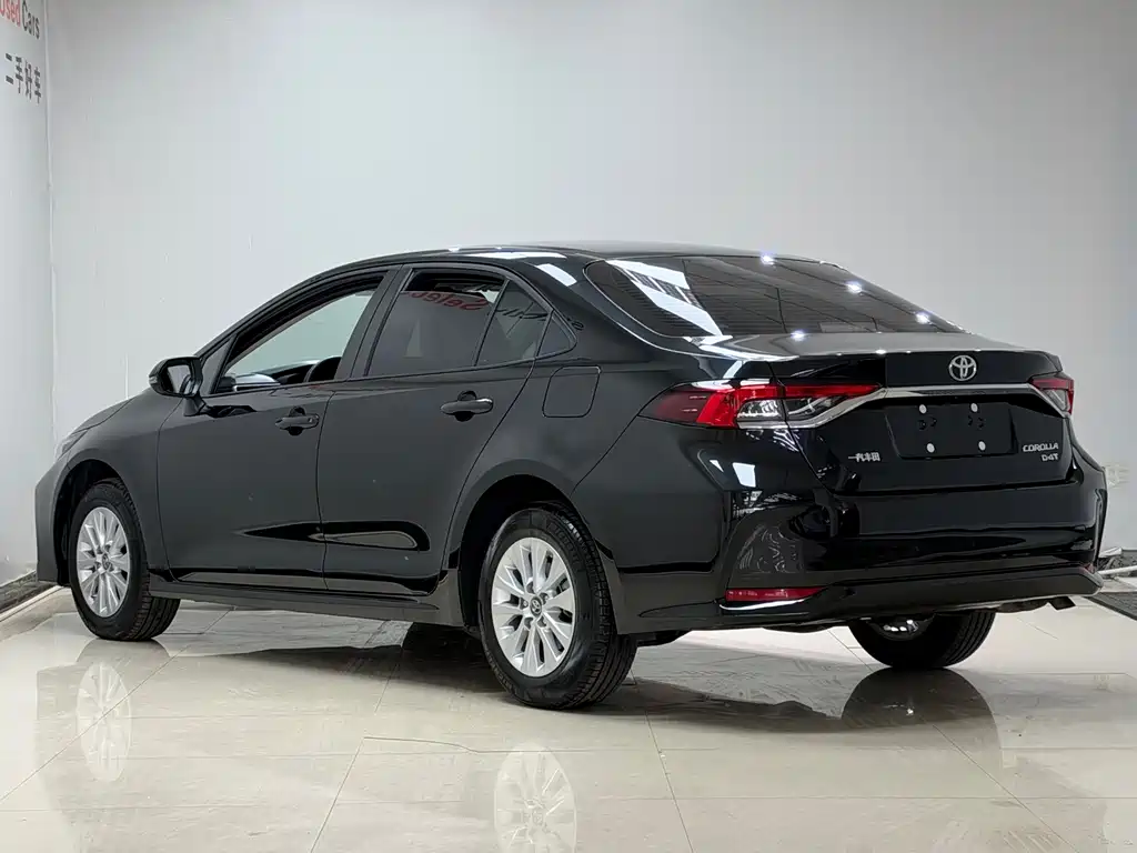 Toyota Corolla — миниатюра 6