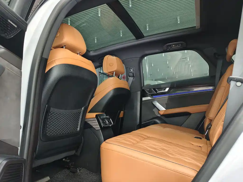 BYD Tang New Energy — миниатюра 23