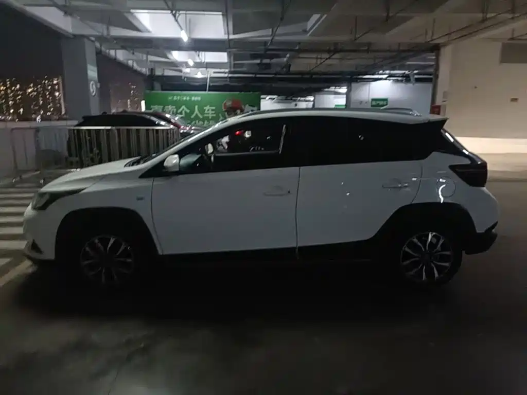 Toyota Yaris L — миниатюра 25