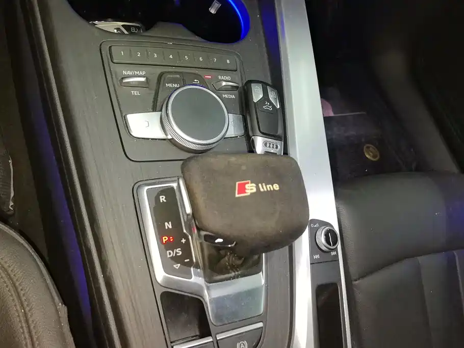 Audi A4L — миниатюра 16