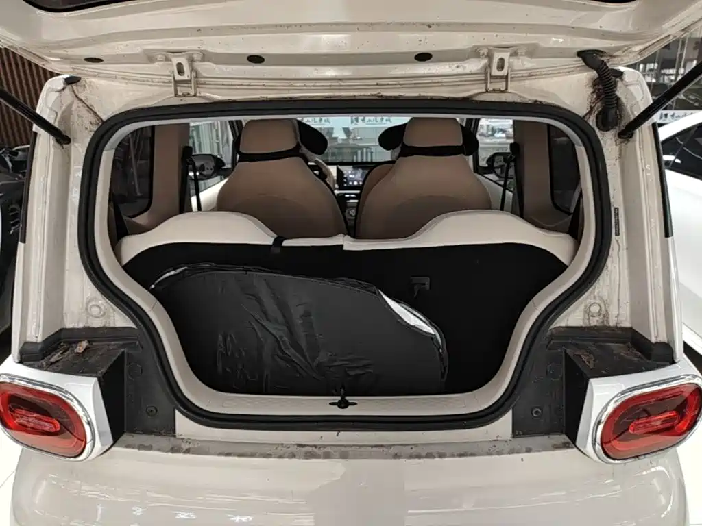 Wuling MINIEV — миниатюра 19