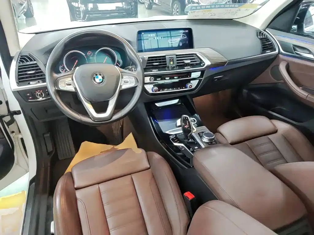 BMW X3 — миниатюра 10