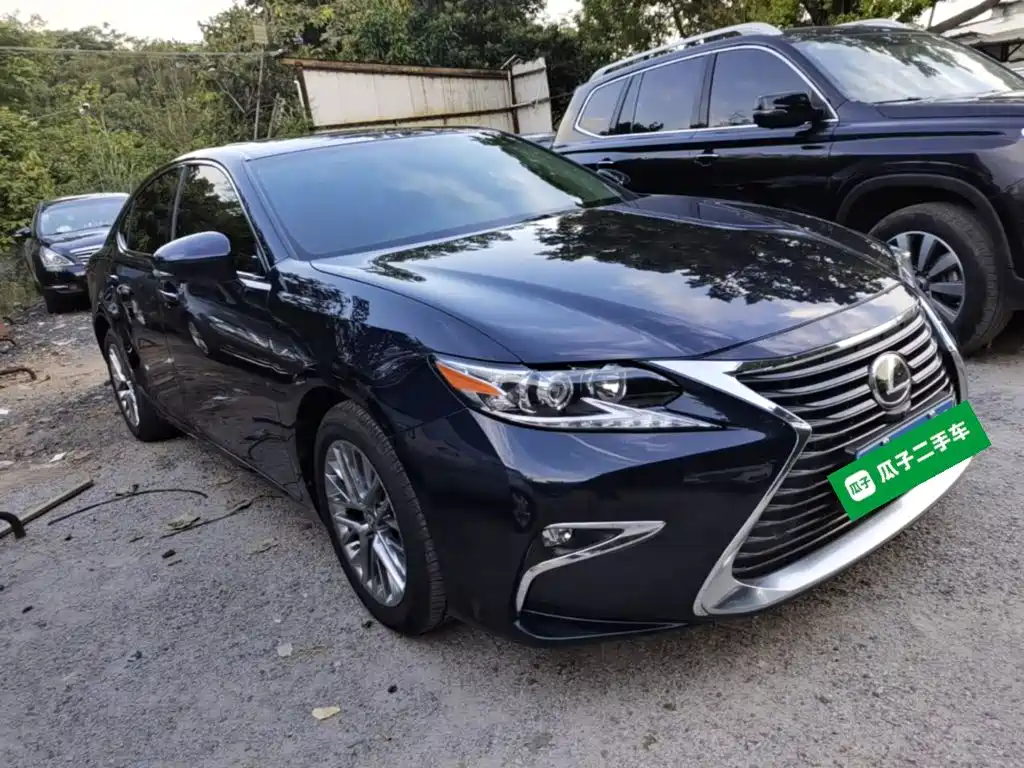 Lexus ES — миниатюра 4