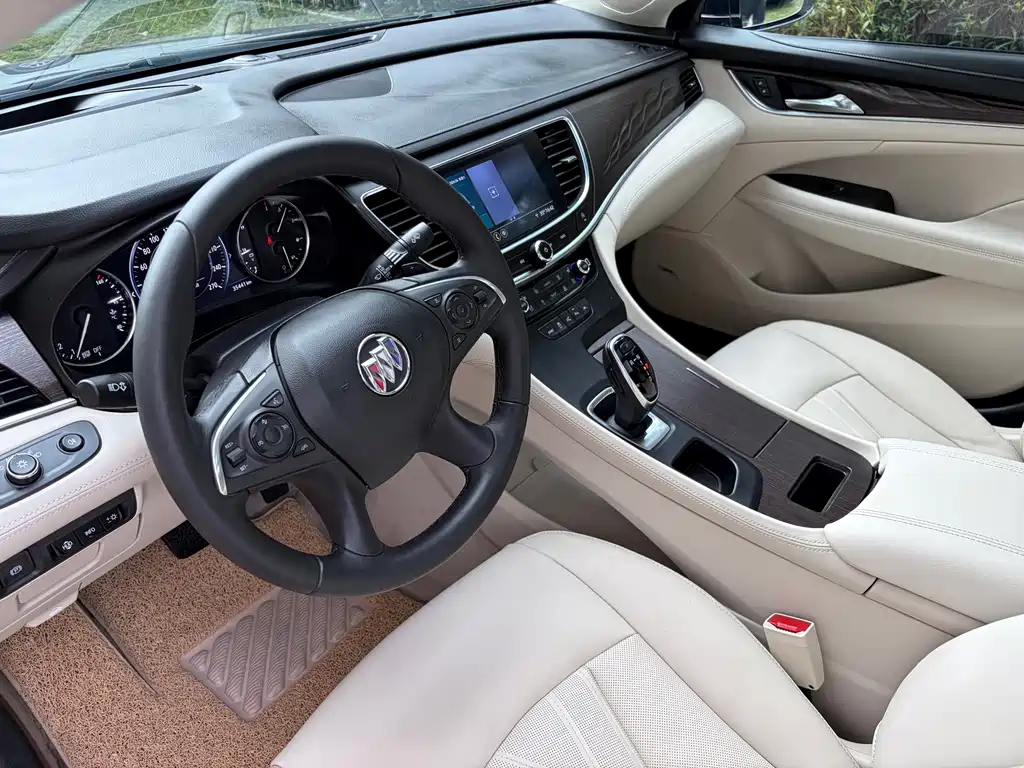Buick LaCrosse — фотографии объявления, Фото 16