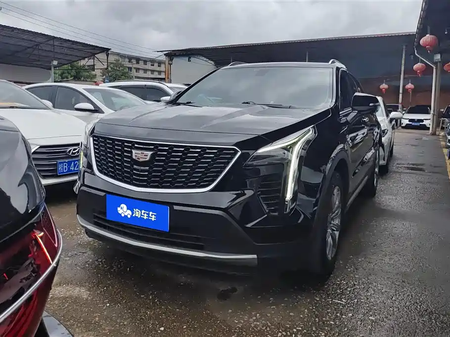 Cadillac XT4 2021 28T