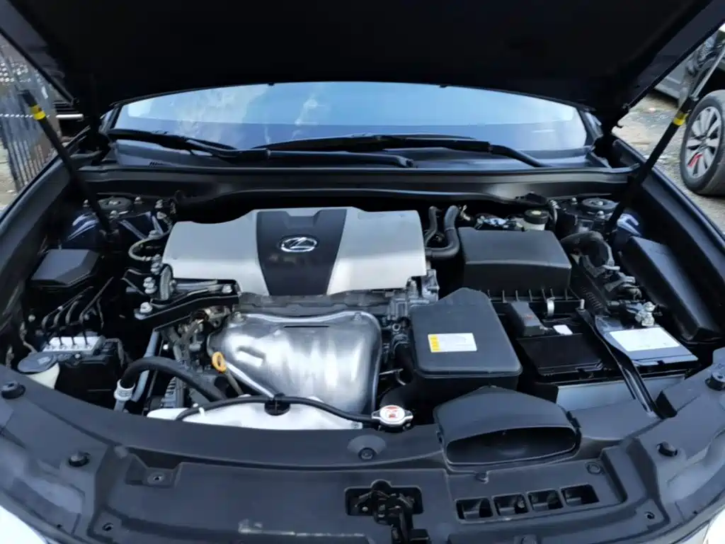 Lexus ES — миниатюра 20