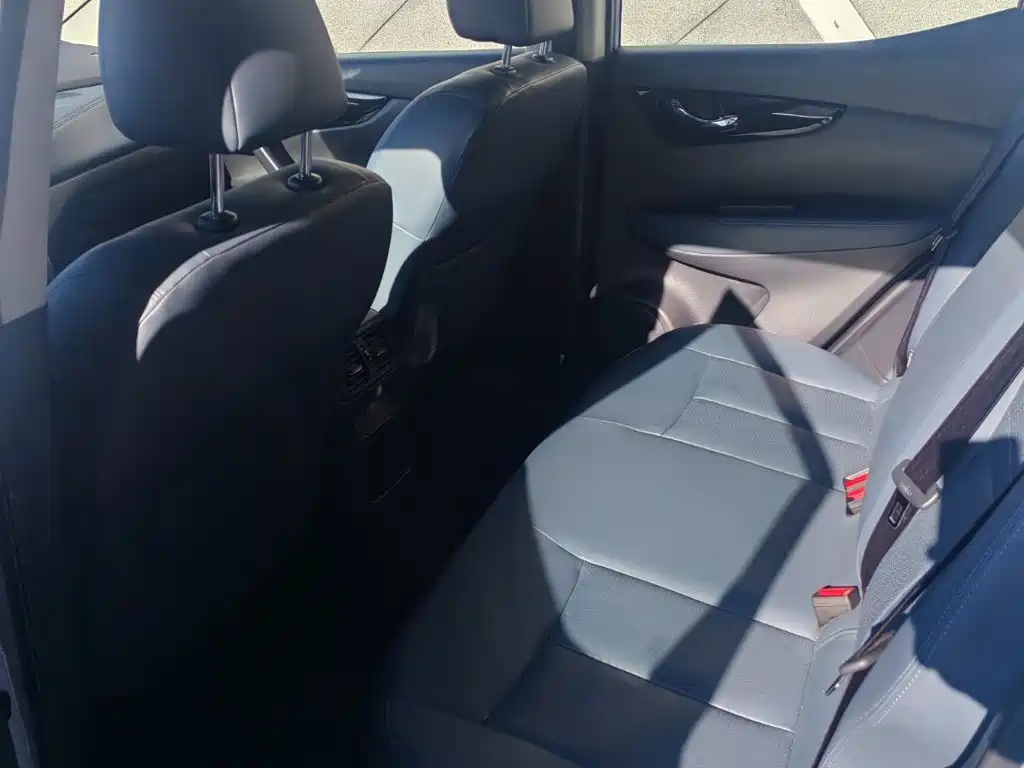 Nissan Qashqai - фото 11