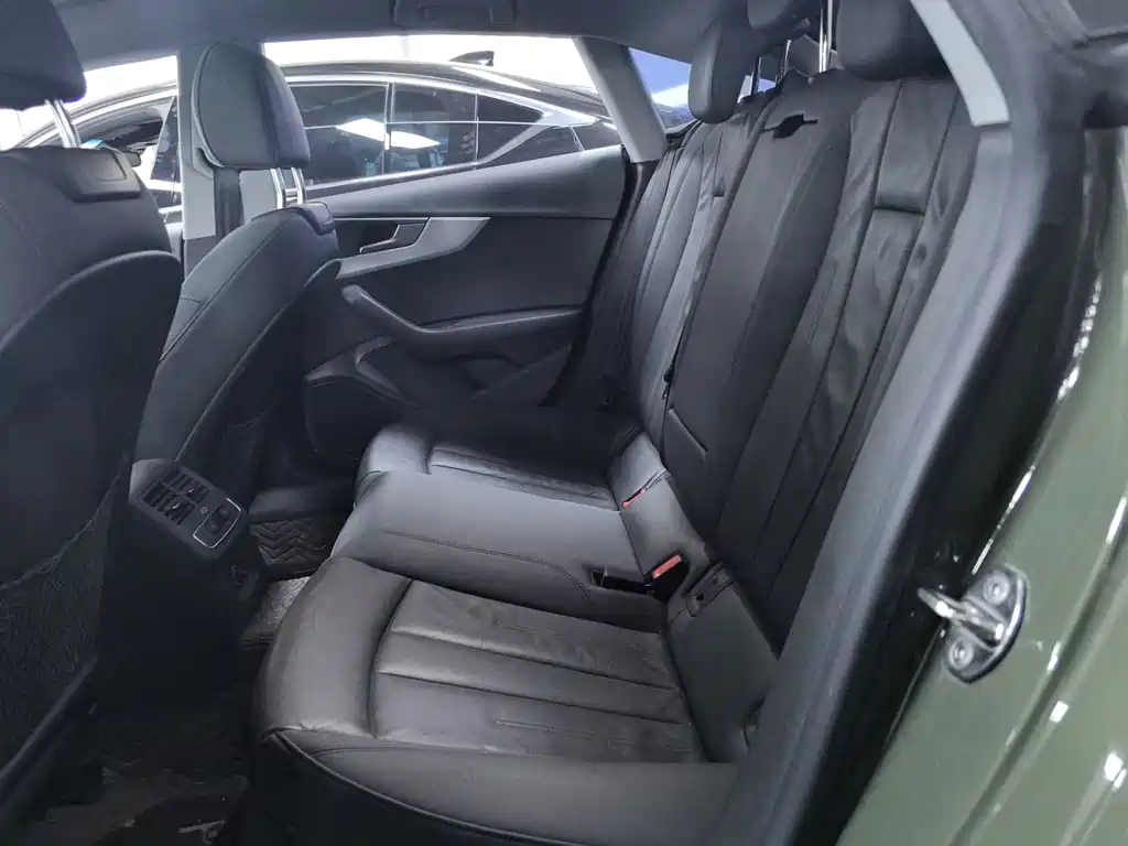 Audi A5 (Import) — миниатюра 10