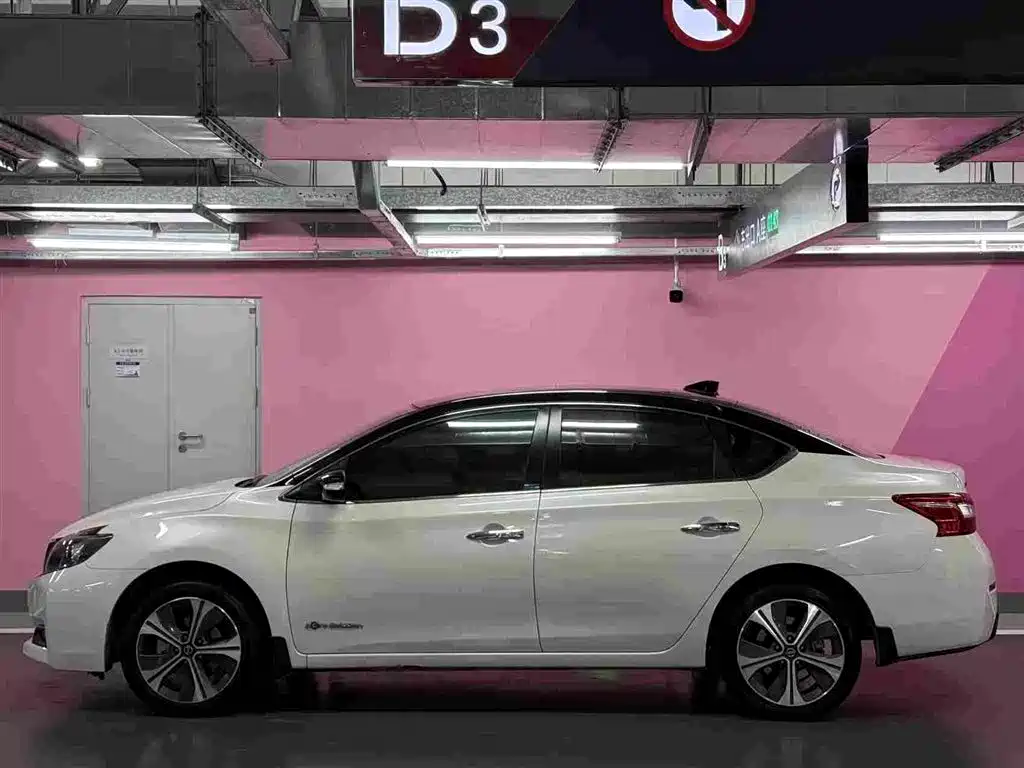 Nissan Sylphy EV — миниатюра 6