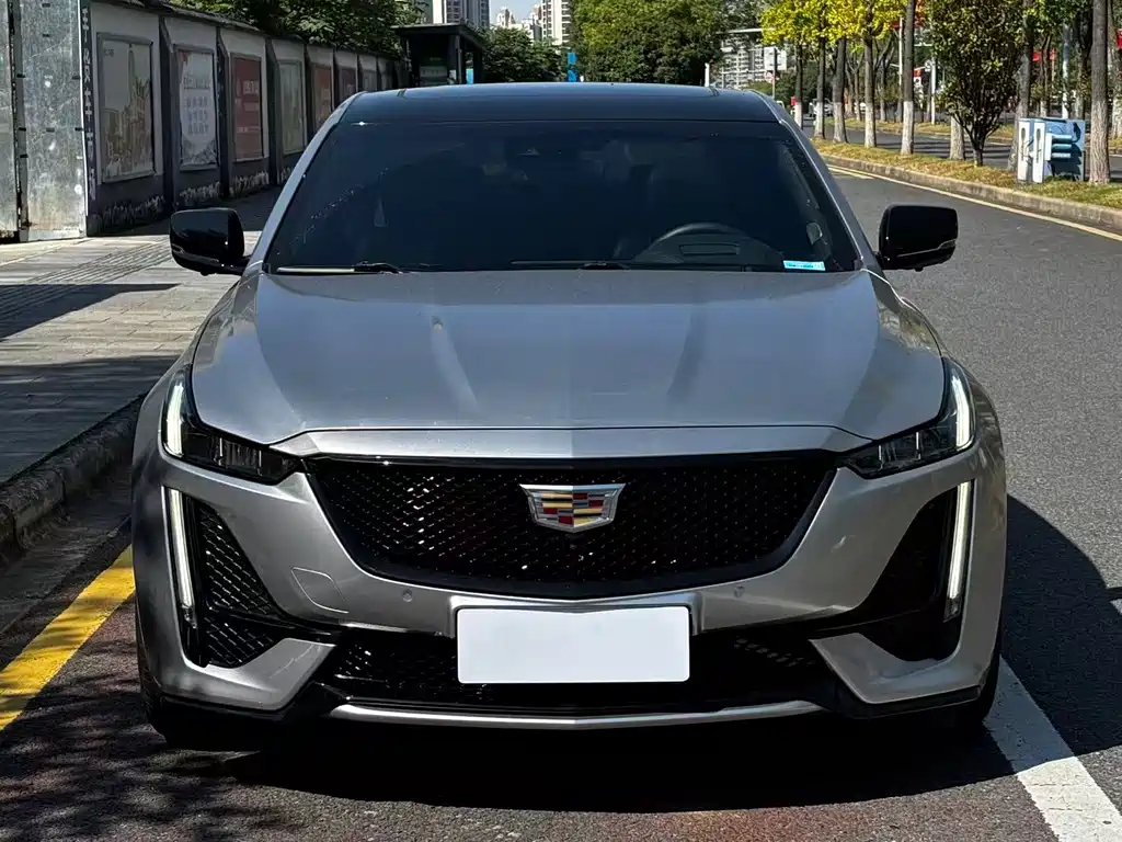 Cadillac CT5 — миниатюра 2