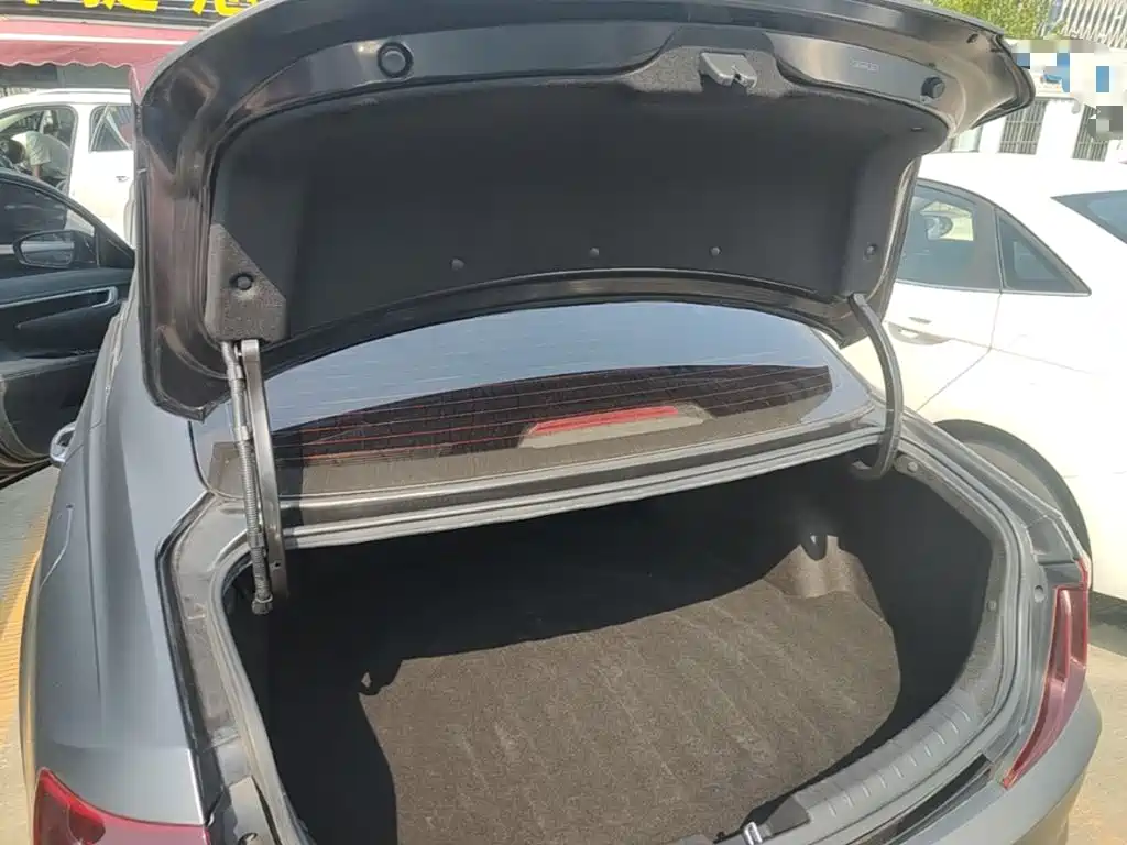 Hyundai Mistra — миниатюра 19