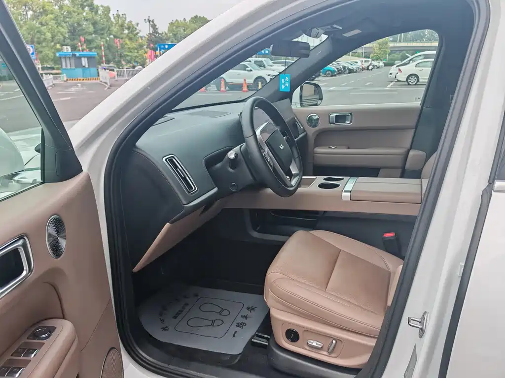 Li Auto Li L6 — миниатюра 4