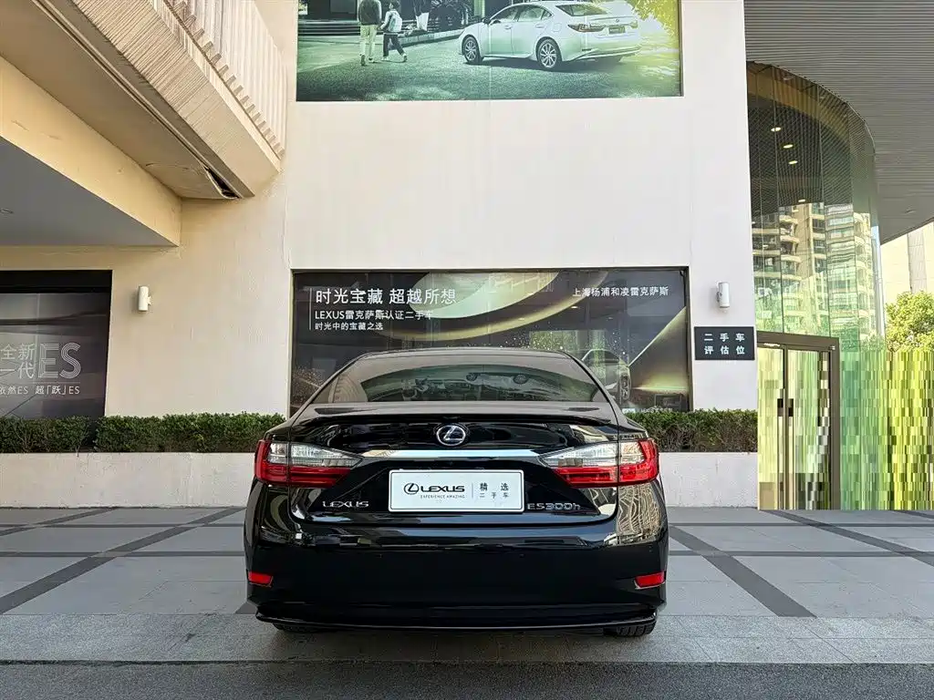 Lexus ES — миниатюра 4
