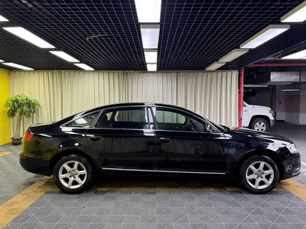 Audi A6L — миниатюра 13
