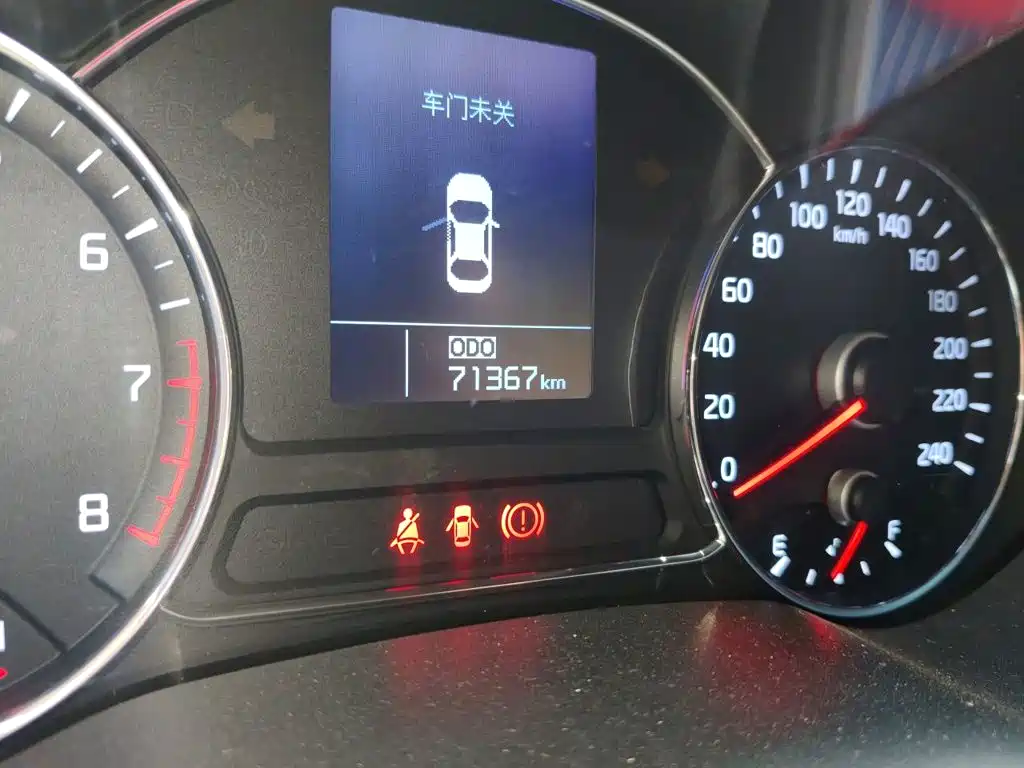 Kia K3 — миниатюра 13