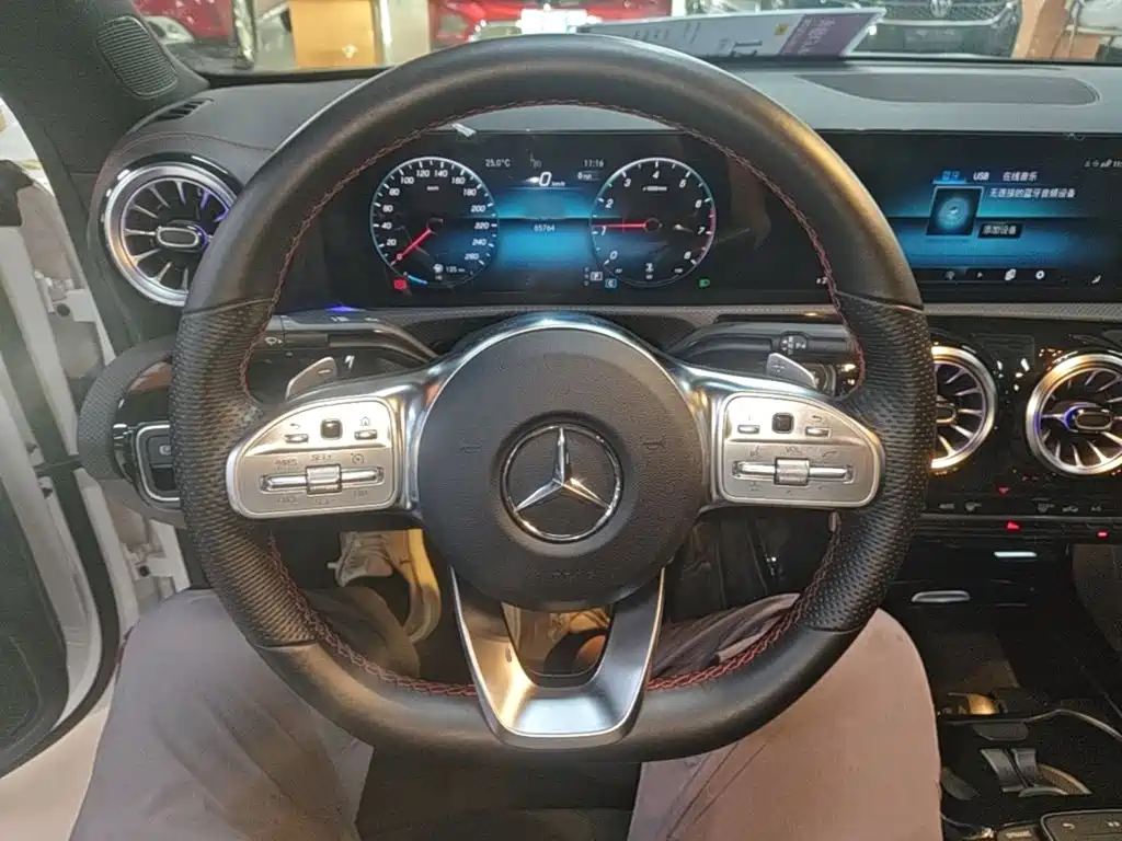 Mercedes-Benz CLA (Import) — миниатюра 11