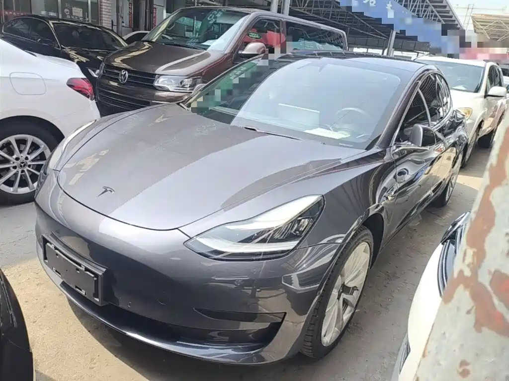 Tesla Model 3 2020