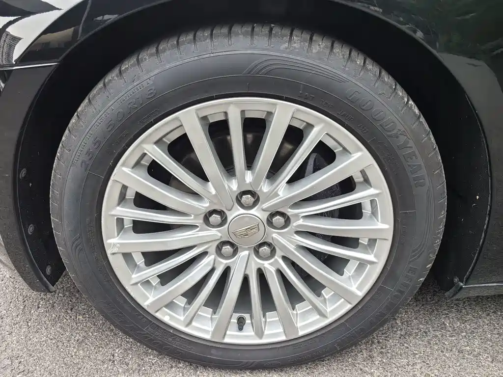 Cadillac CT6 — миниатюра 13