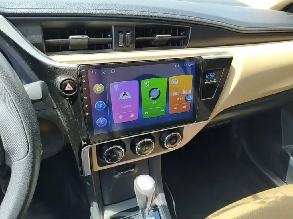 Toyota Corolla — миниатюра 13