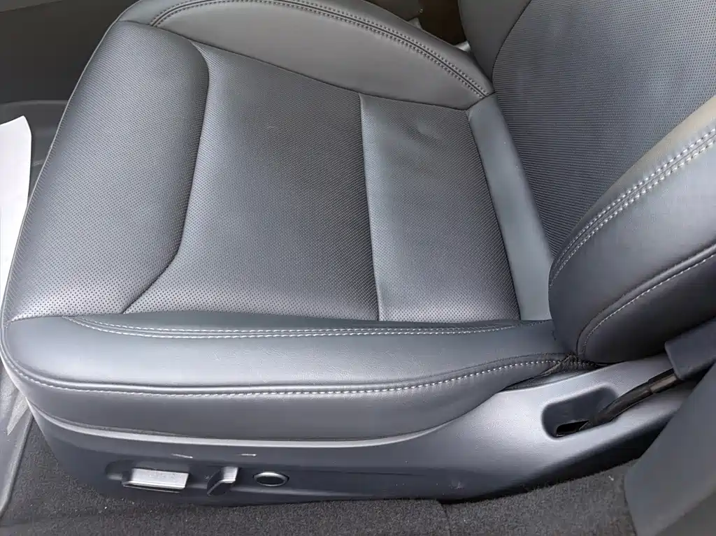 Tesla Model 3 — миниатюра 23