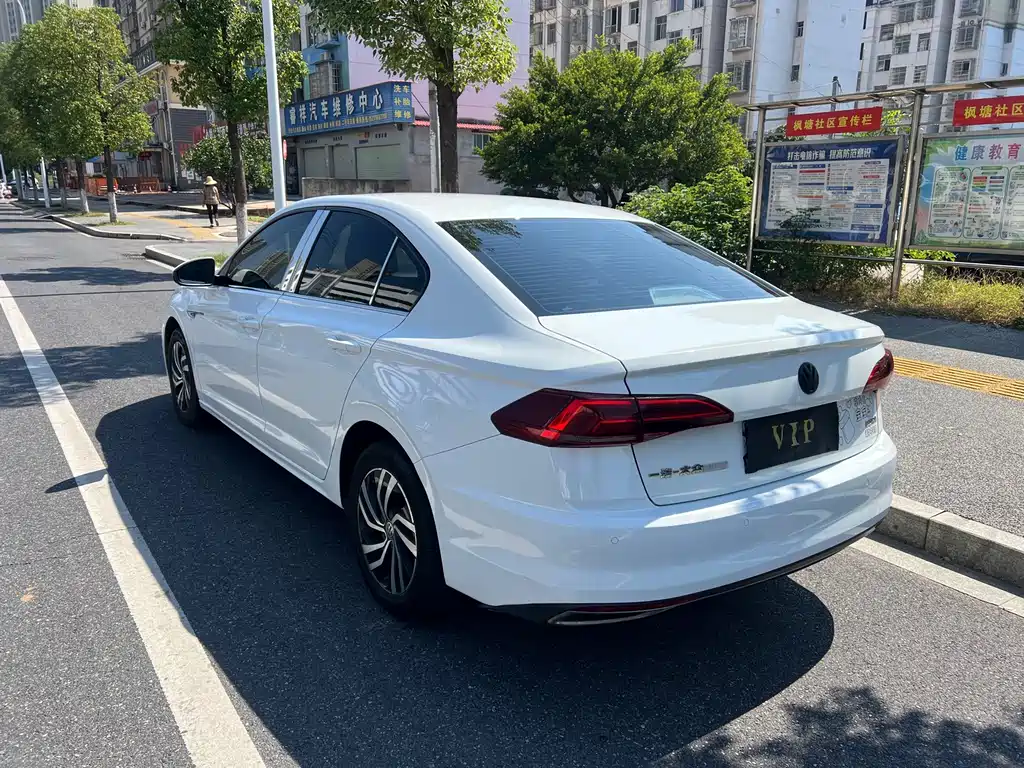 Volkswagen Bora — миниатюра 8