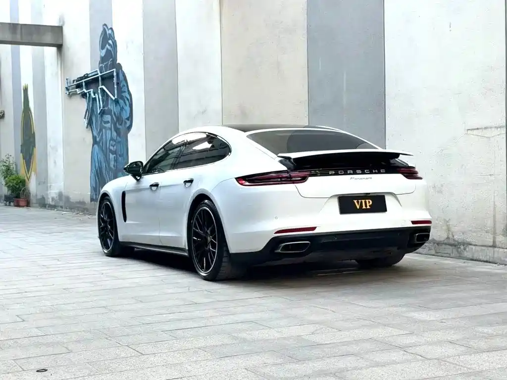 Porsche Panamera — миниатюра 7