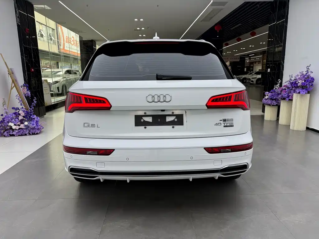 Audi Q5L — миниатюра 4