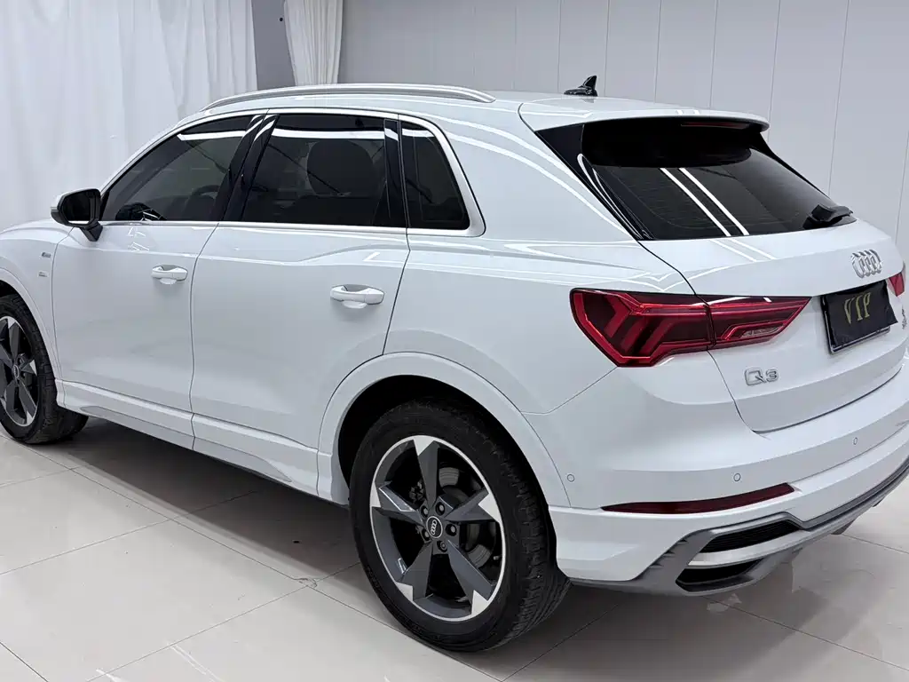 Audi Q3 — миниатюра 6