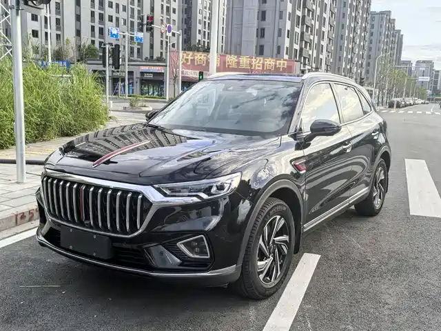RED FLAG HONGQI HS5 2022