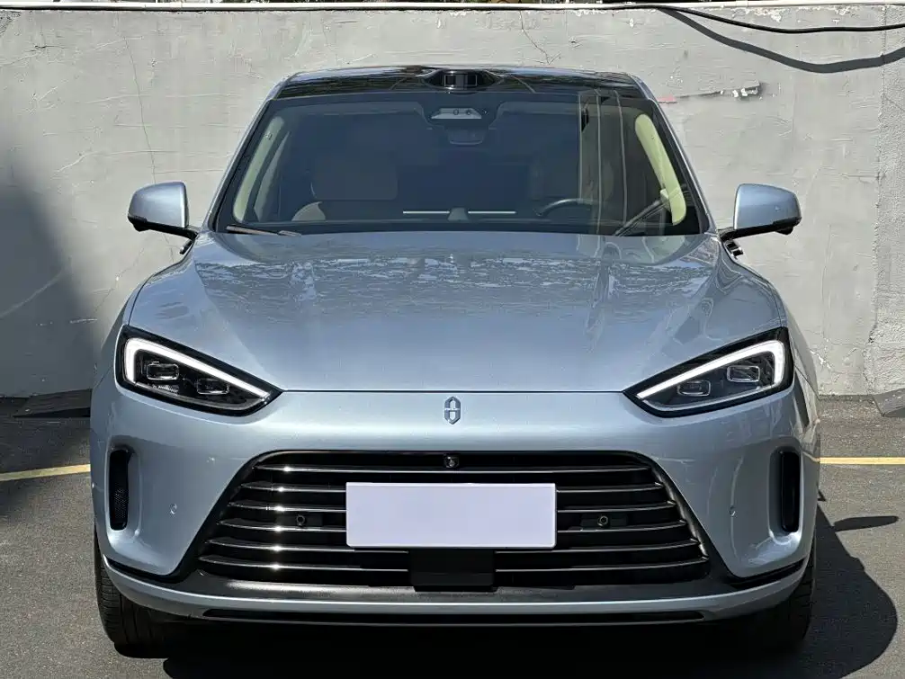AITO AITO M5 — миниатюра 2
