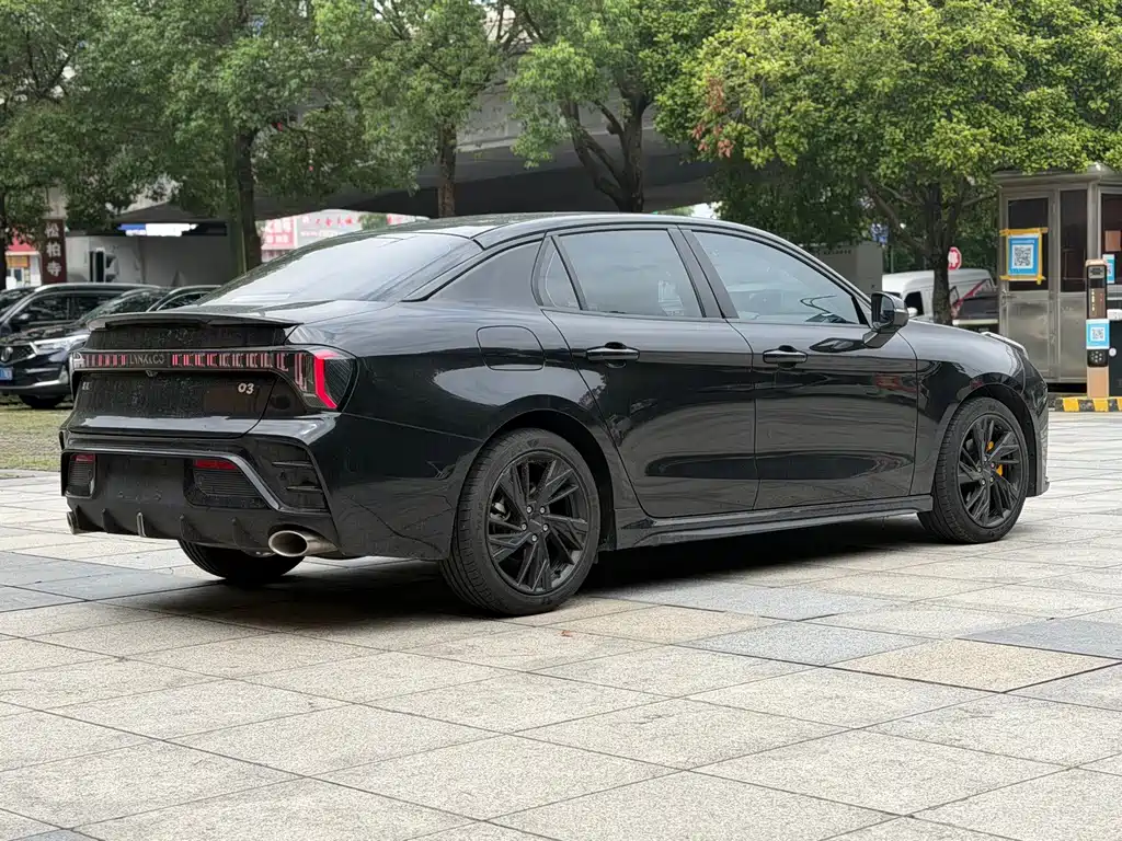 Lynk & Co 03 — миниатюра 7