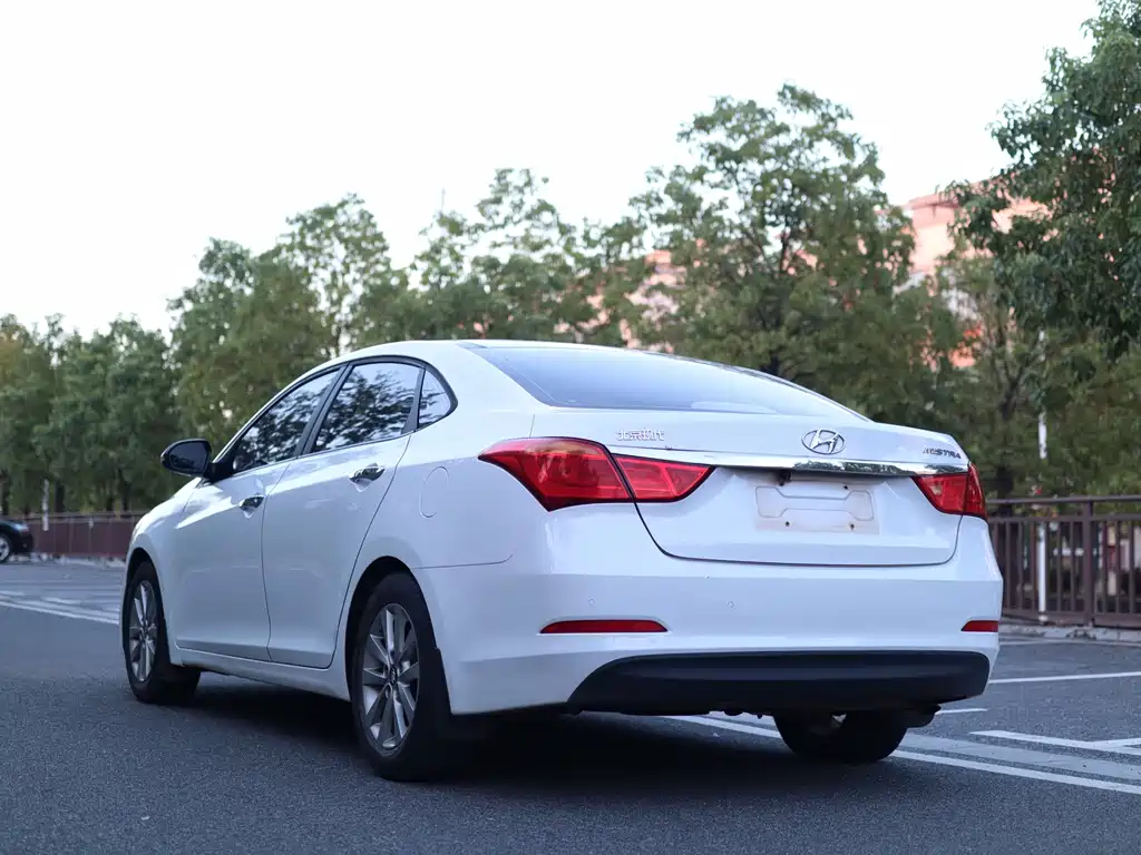 Hyundai Mistra — миниатюра 5