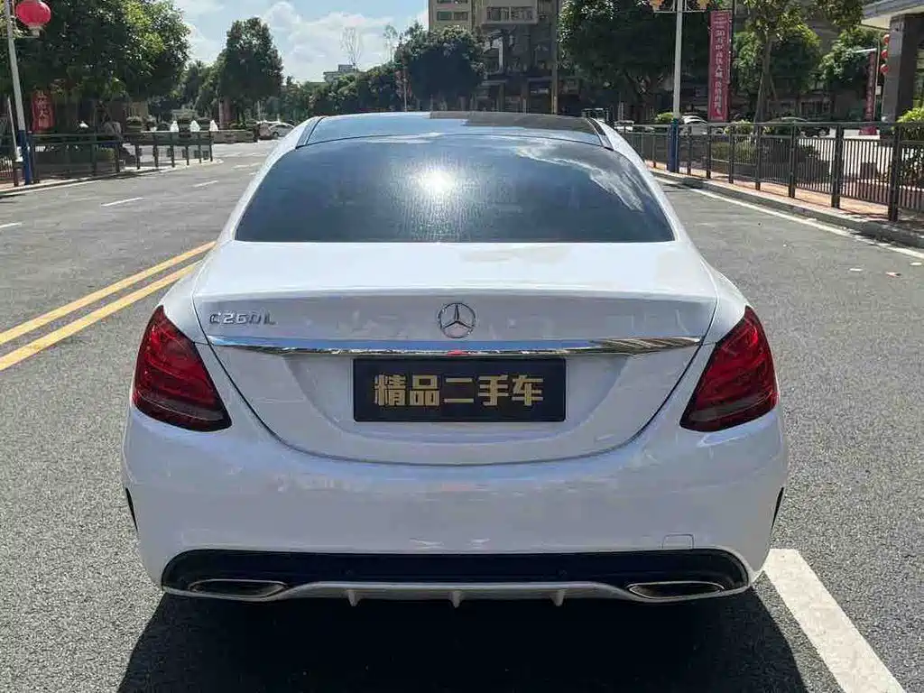 Mercedes-Benz C-Class — миниатюра 5