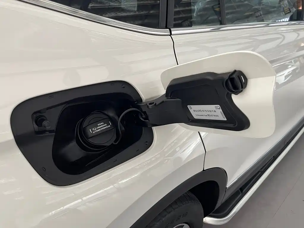 Volkswagen Tiguan L — миниатюра 11