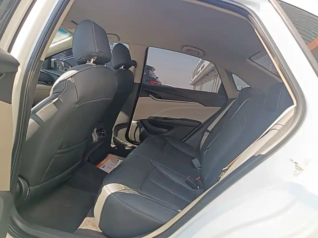Buick Excelle — миниатюра 17