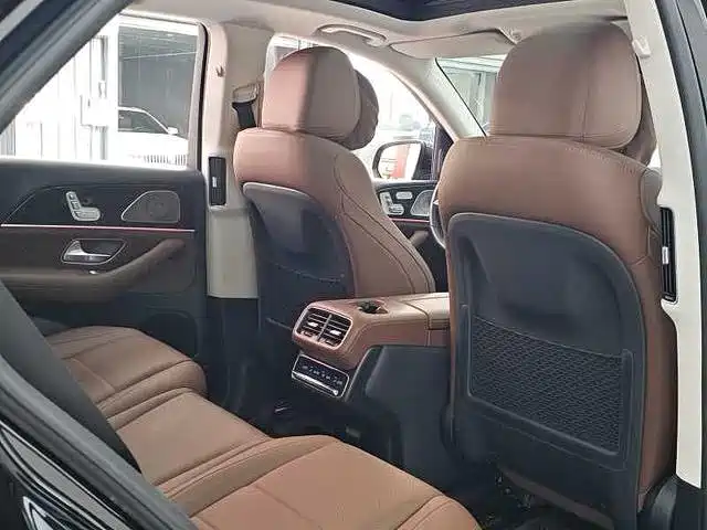 Mercedes-Benz GLE (Import) — миниатюра 16