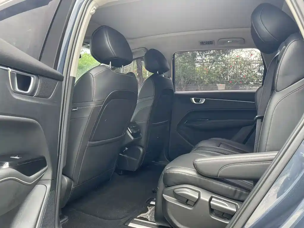 Wuling Victory — миниатюра 5