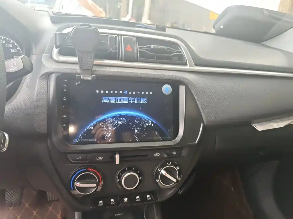 Hyundai Verna — миниатюра 9