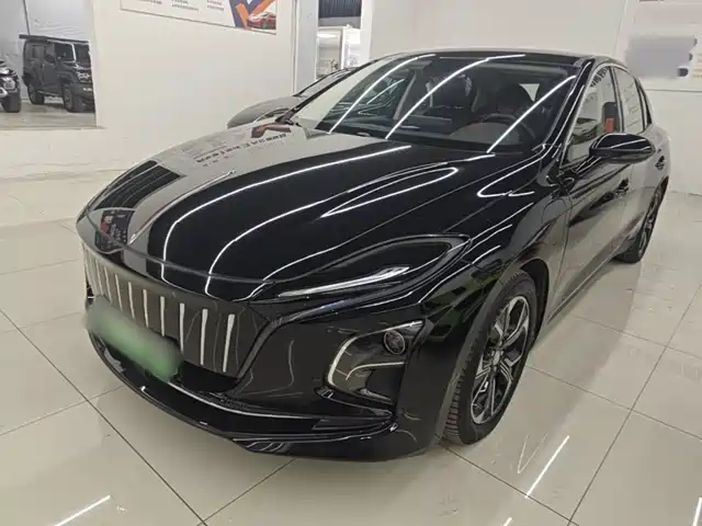 2024 Hongqi E-QM5