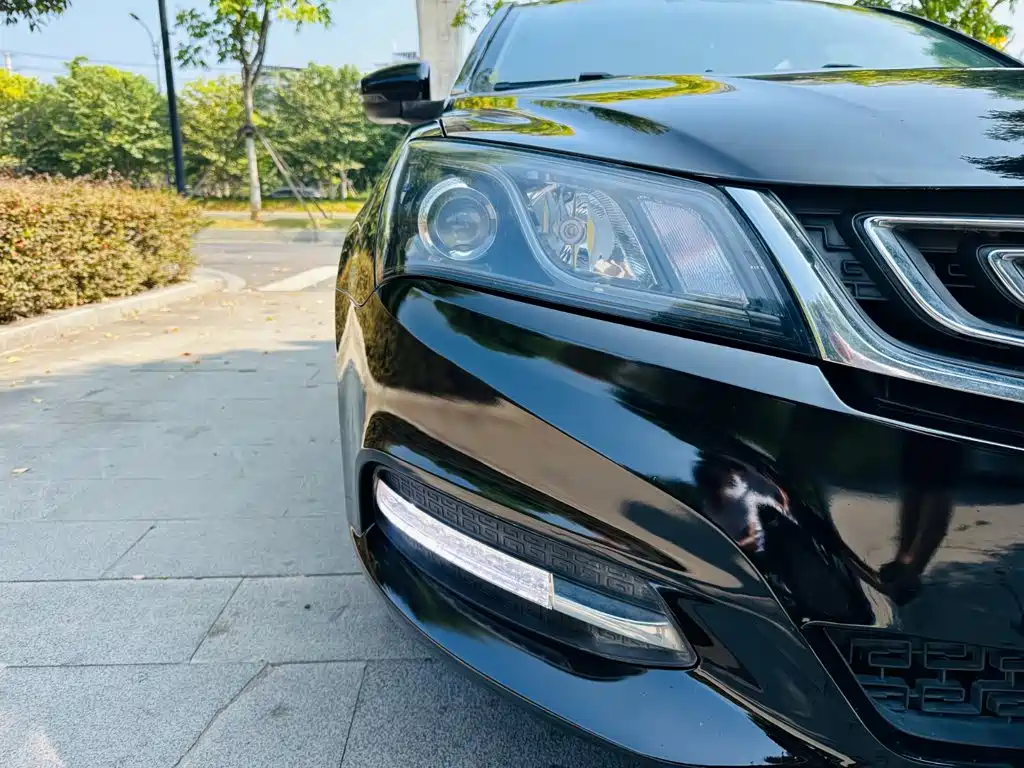 Geely Emgrand — миниатюра 12