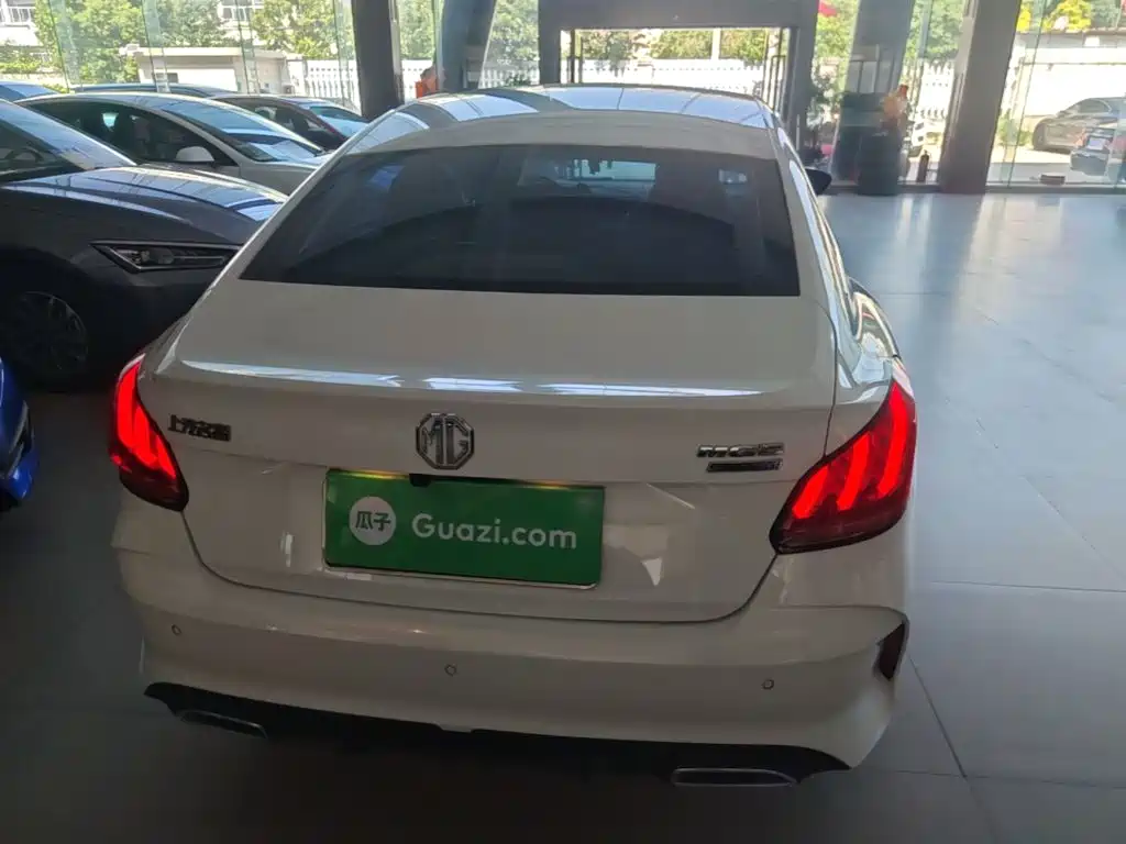 MG MG5 — миниатюра 6